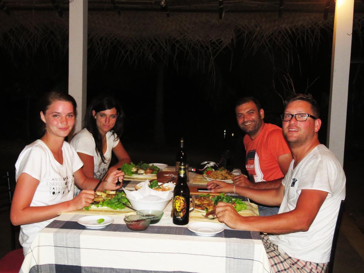 Hotel Wild Breeze Tissamaharama Esterno foto